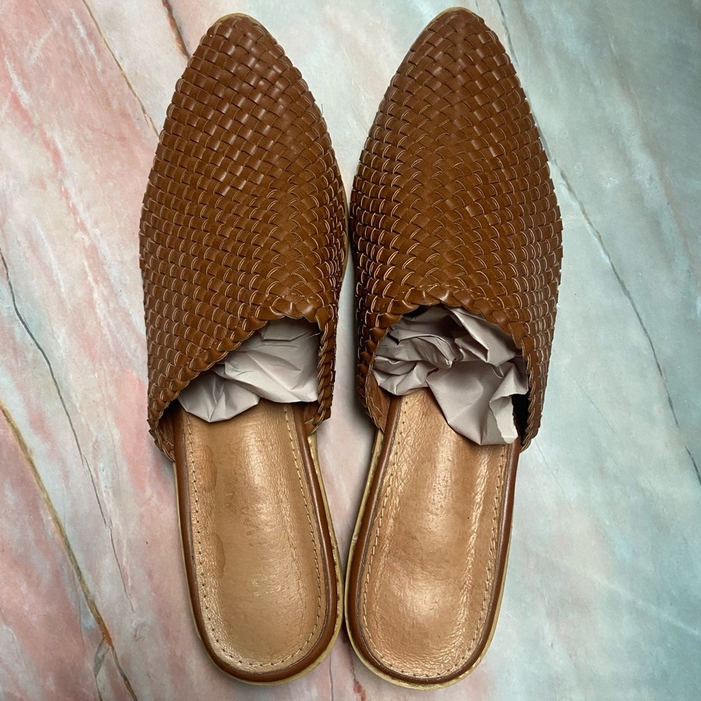 Mi.iM Brown Woven Mules